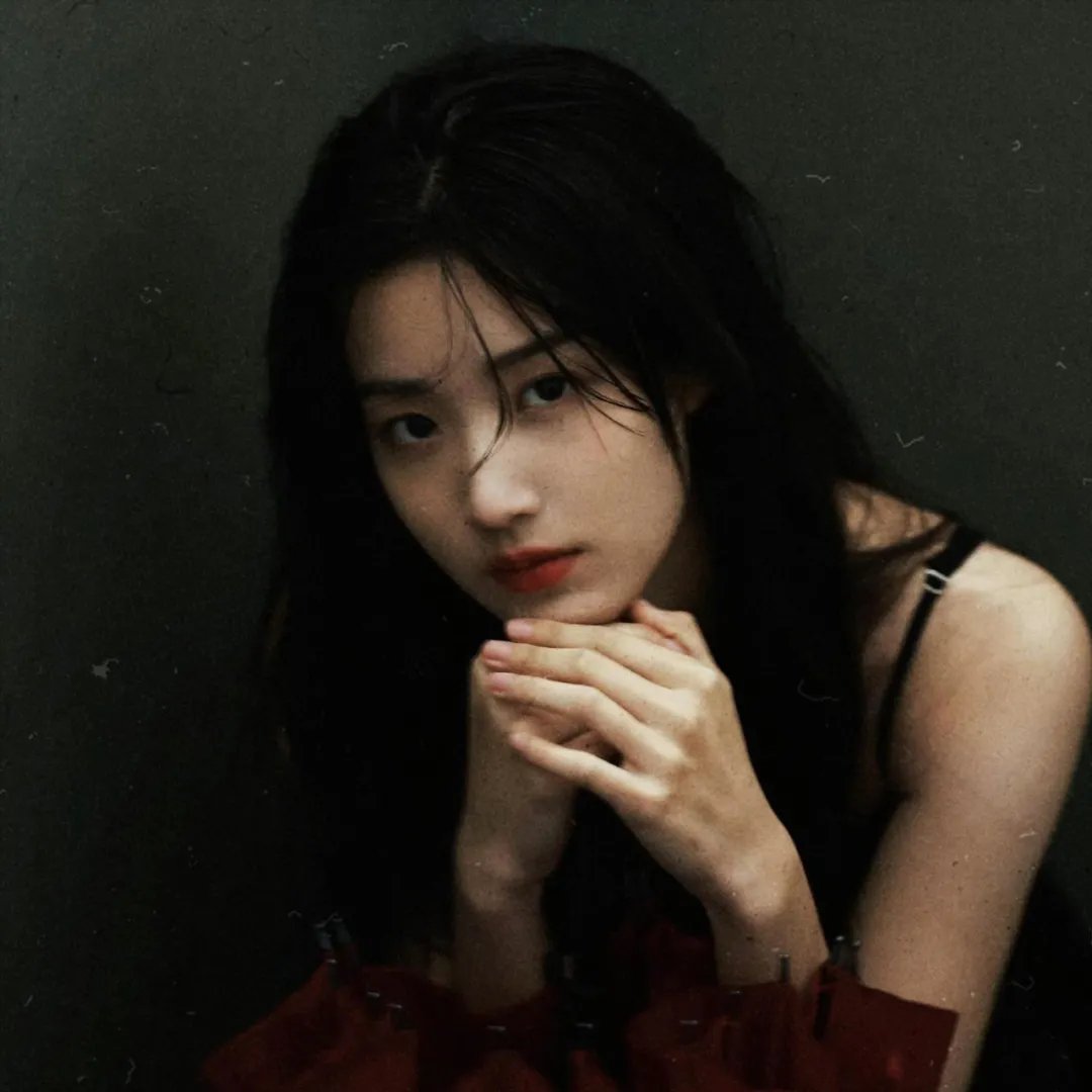 情谜睡美人